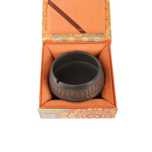 jianshui zitao ashtray with chattering-carved texture, presented in a decorative gift box