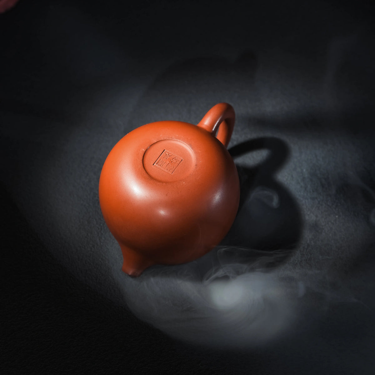 Bottom view of rounded Jianshui Dragon Egg teapot