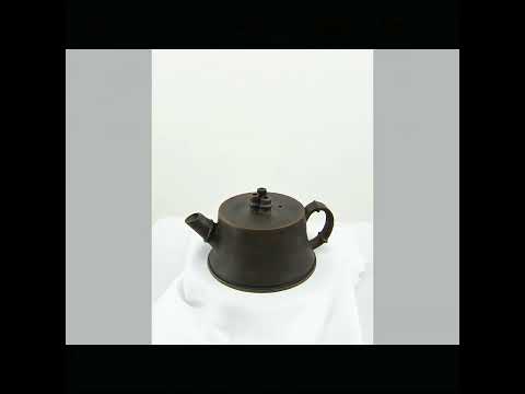 360° rotating view of PorSva No.67 bamboo-inspired Jianshui clay teapot