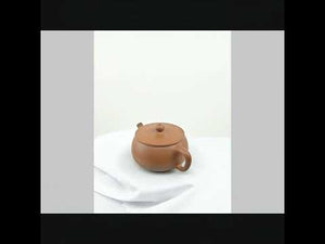 360° view of PorSva plain red clay teapot No.52